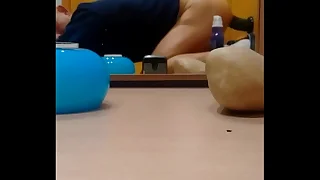 Vicente casado elated follandose con un dildo gigante de 40x6cm gozando como una perra